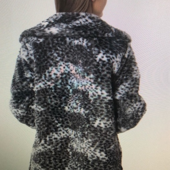 Marigold + lotus faux fur coat Sz L / XL NWT - Picture 7 of 10